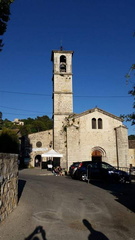 L'Eglise Romane et la Salle St Esprit
